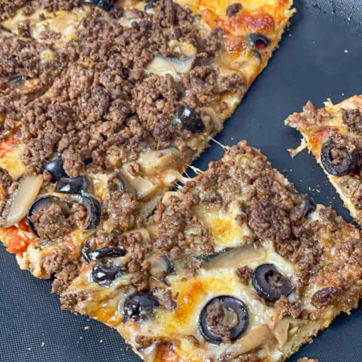 TasteGreatFoodie - Quick Spicy Beef (Sujuk) Pizza - Main Dish