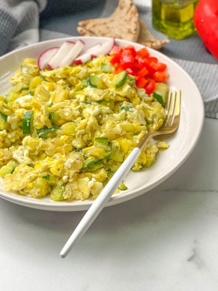 Healthy zucchini and eggs skillet for breakfast or brunch