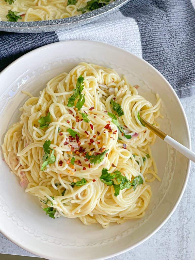 The Lemon Parmesan Spaghetti is a perfect dish for any pasta lover! It will get you hooked in no time!