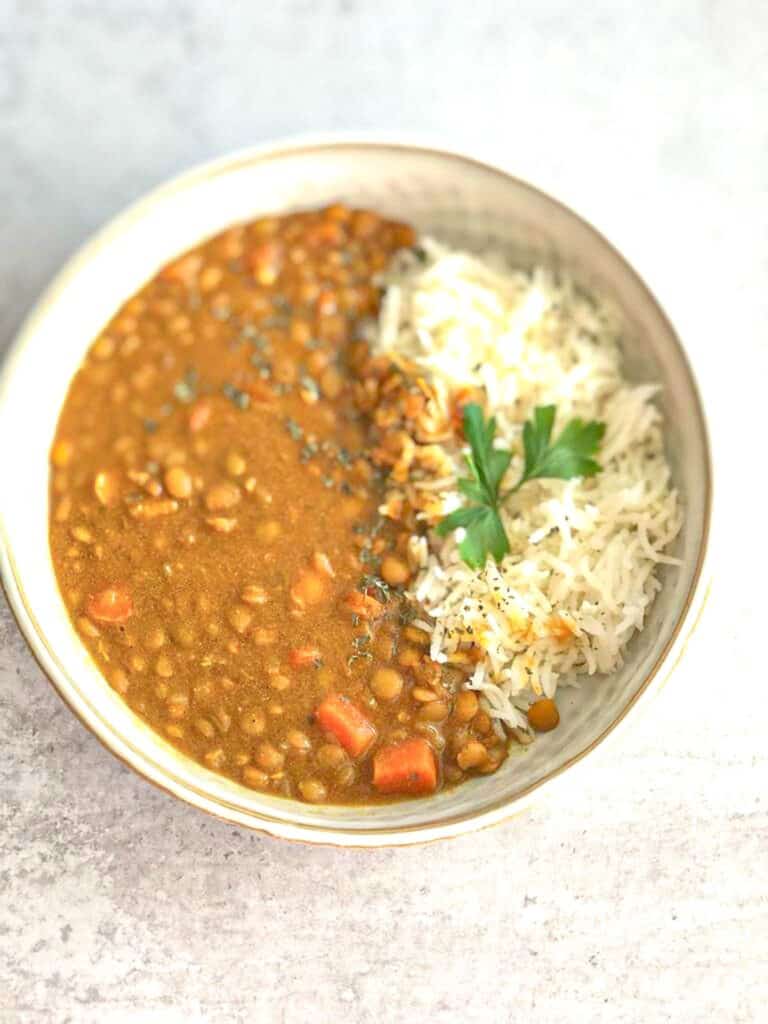 This homemade Brown Lentil dahl is the best comfort meal during cold winter days. Serve it with a side bowl of fluffy rice or quinoa.
