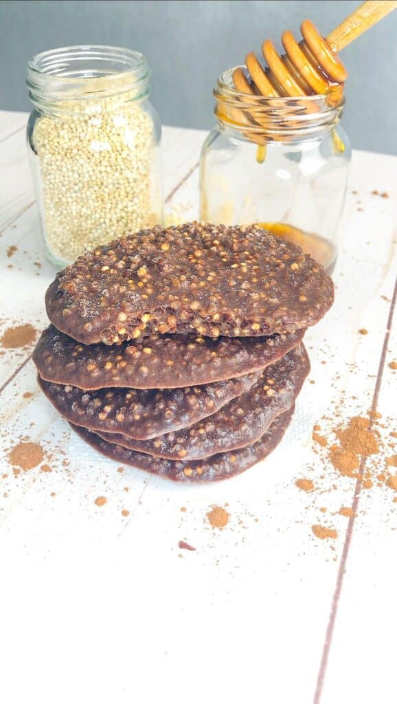 A crunchy batch of quinoa cookies with a great cacao taste, raw honey, coconut oil made easily and effortlessly