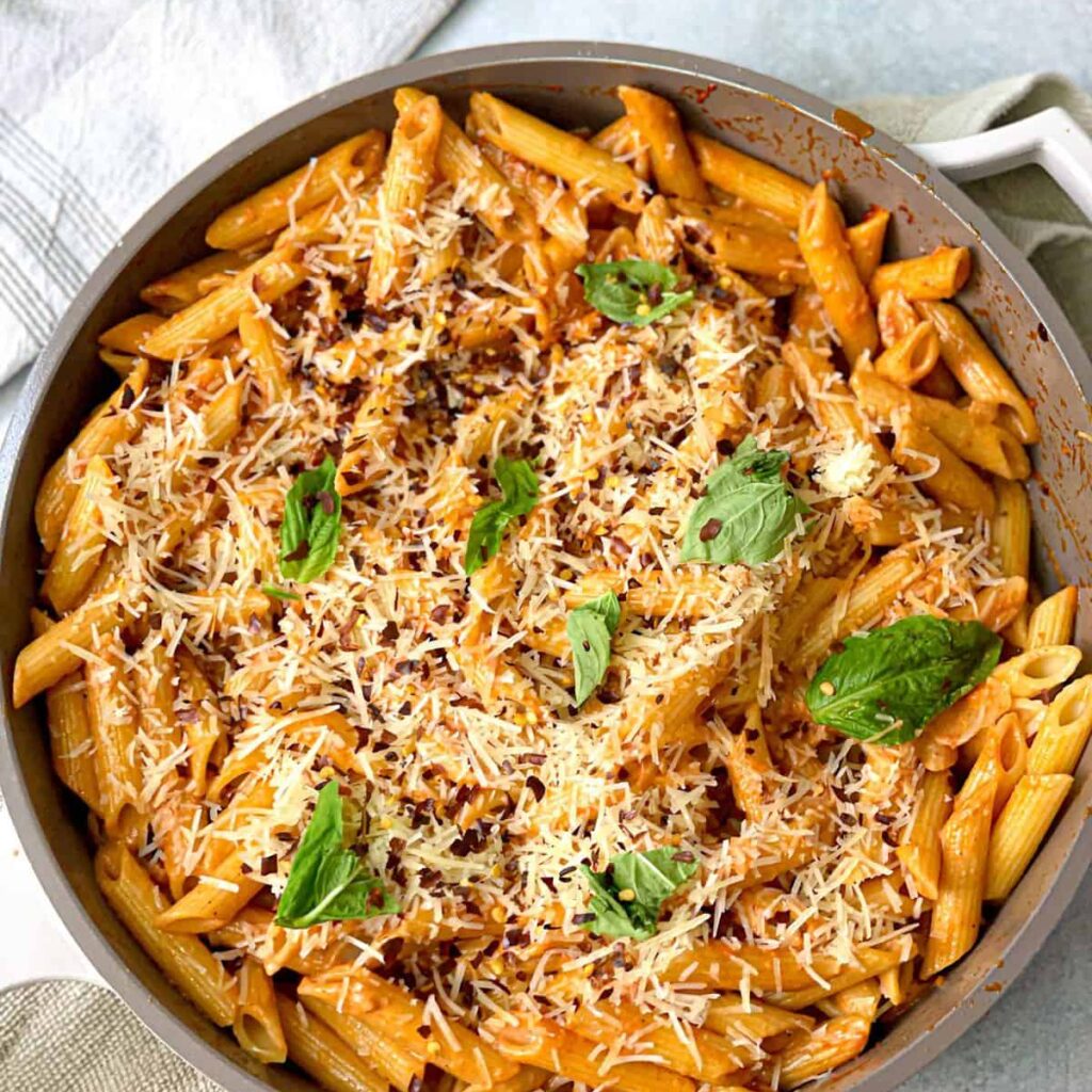 TasteGreatFoodie - Gigi Hadid's Viral Pasta Recipe (without the vodka ...