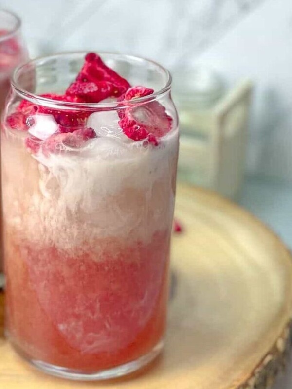 low calorie starbucks copycat pink drink made with coconut milk