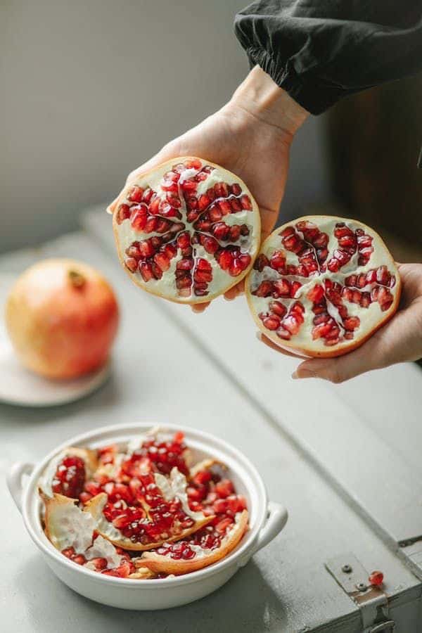 This blog presents the best 3 hassle-free ways to Separate Pomegranate Seeds!