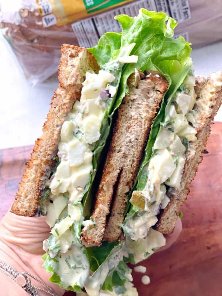 With just a few ingredients such as bread toast, lettuce, boiled chopped eggs and fresh herbs you can make a tasty lunch.