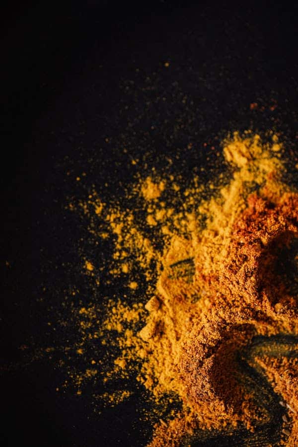 A combination of ground all-spices, cinnamon, ginger, cloves, nutmeg, and black pepper o make the best gingerbread spice mix