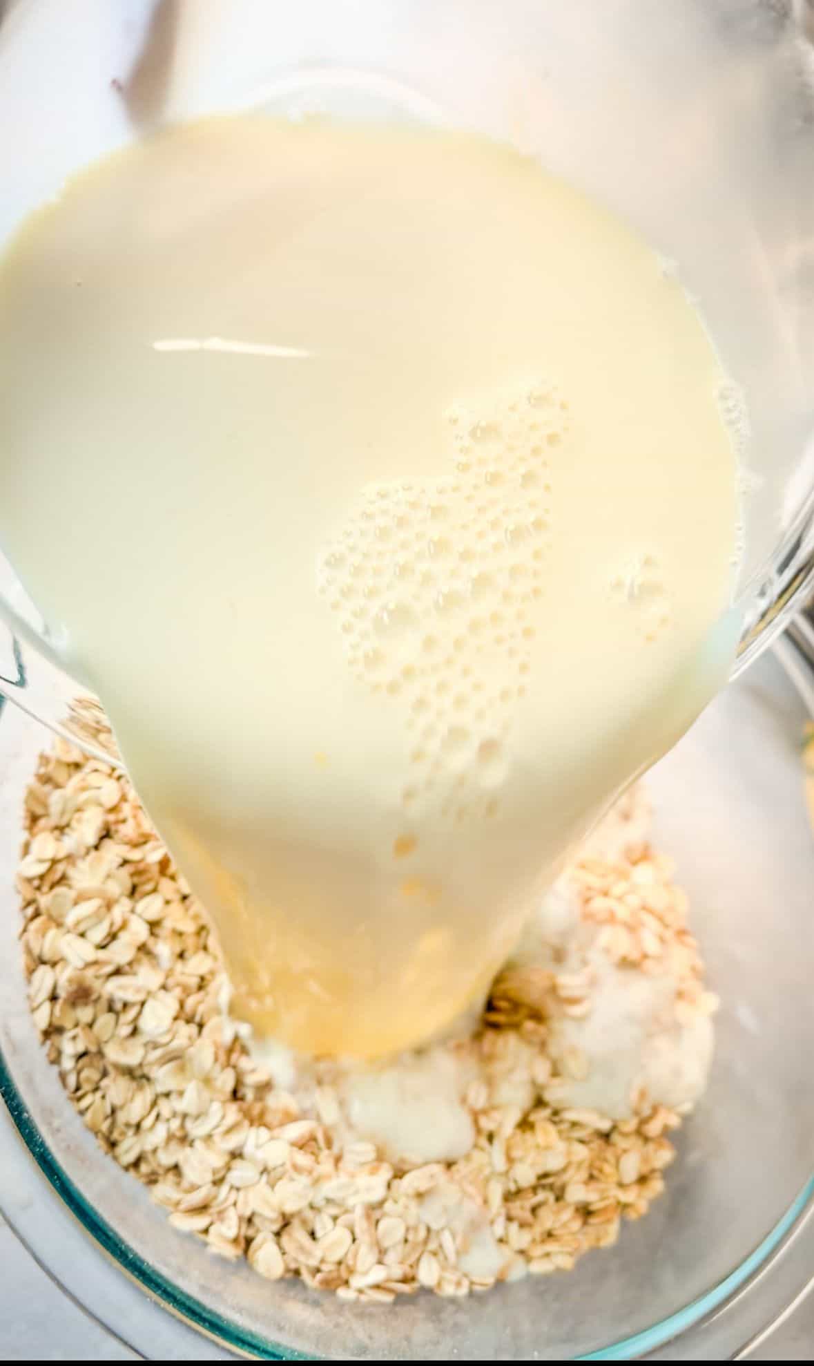 How to Make Apple Cinnamon Baked Oatmeal 4. Pour the wet ingredients into the dry, stirring until just combined.